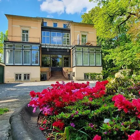 Haniel Edmund * Dresden