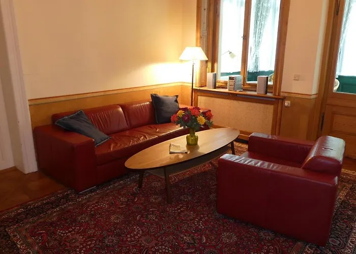 Haniel Edmund Apartment *