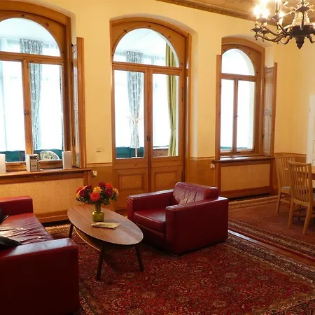 Haniel Edmund Apartamento *