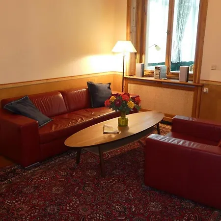 Haniel Edmund Apartamento *