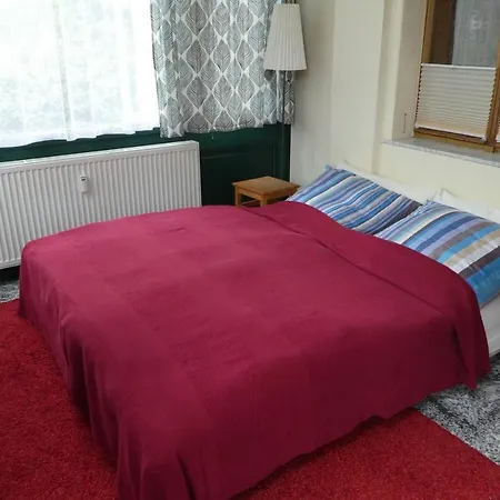 Haniel Edmund Dresde